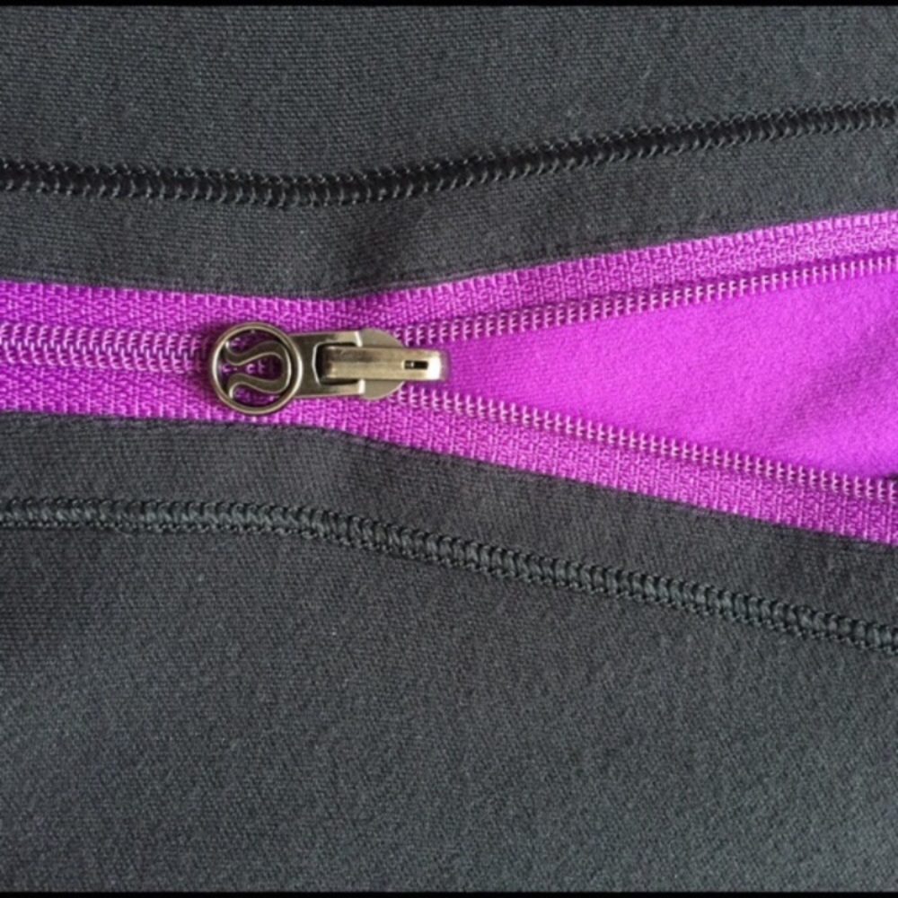 Lululemon Reversible Half Zip Pullover - image 4